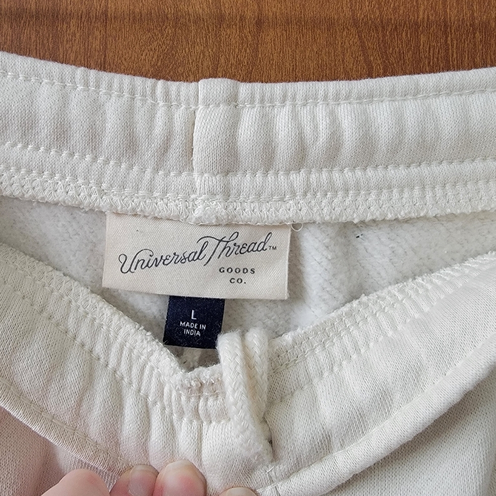 Universal Thread Mid Rise Joggers Cream Size Large - Picture 6 of 6
